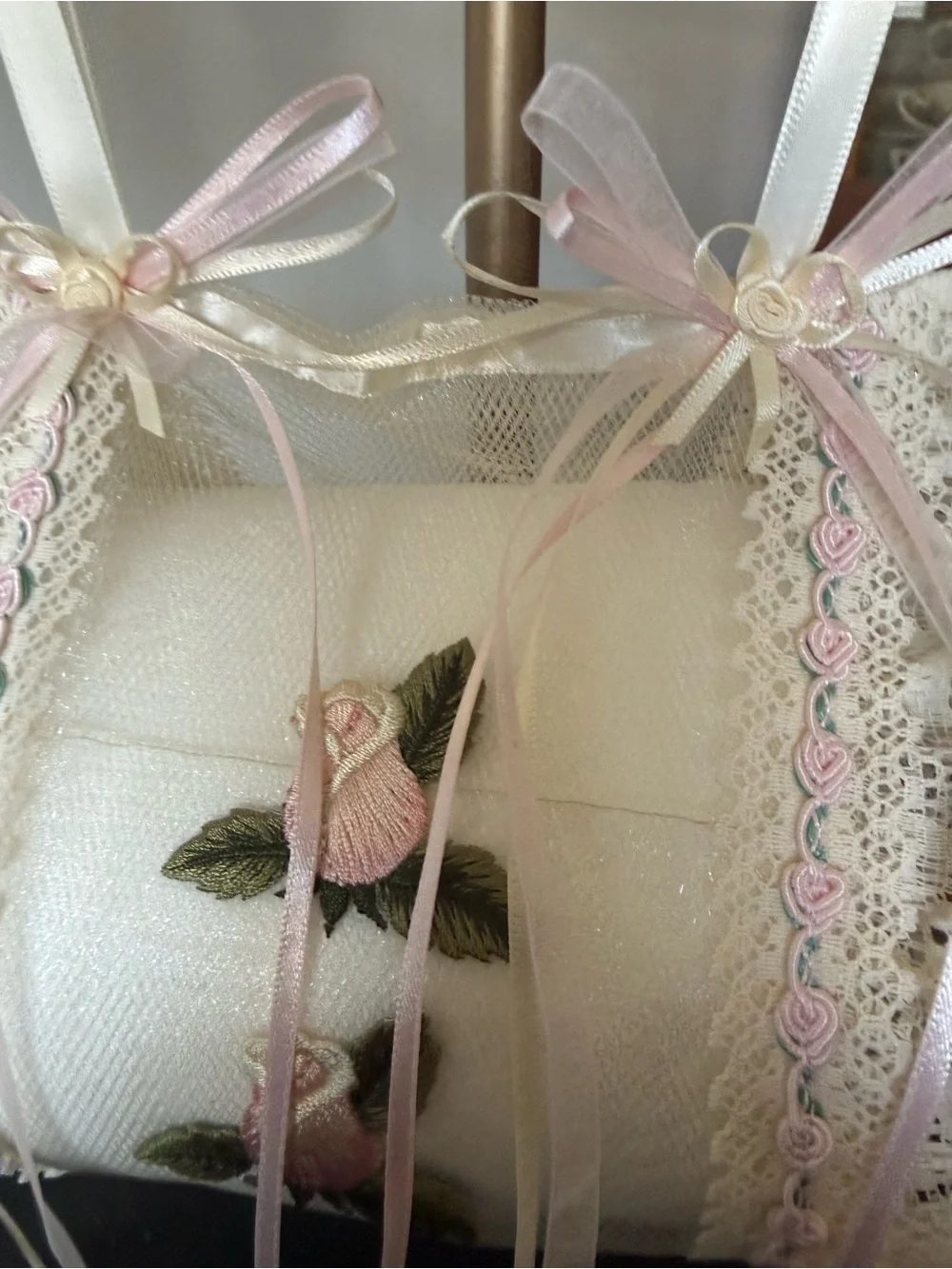 🌹Hand Crafted Ivory and Pink Floral Hand Towel and Spare Toilet Paper Holder 🌹